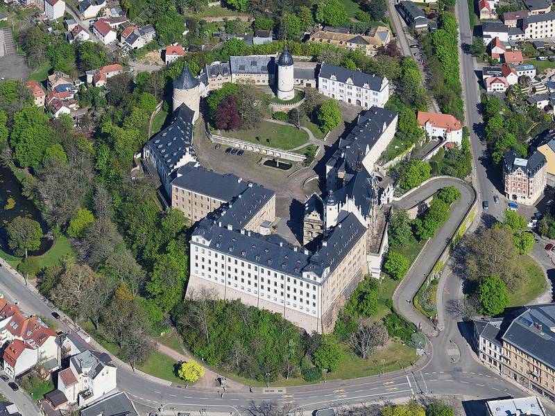 PV-Komplettsystem für Dein Eigenheim in Altenburg PV-Komplettsystem für Dein Eigenheim in Altenburg