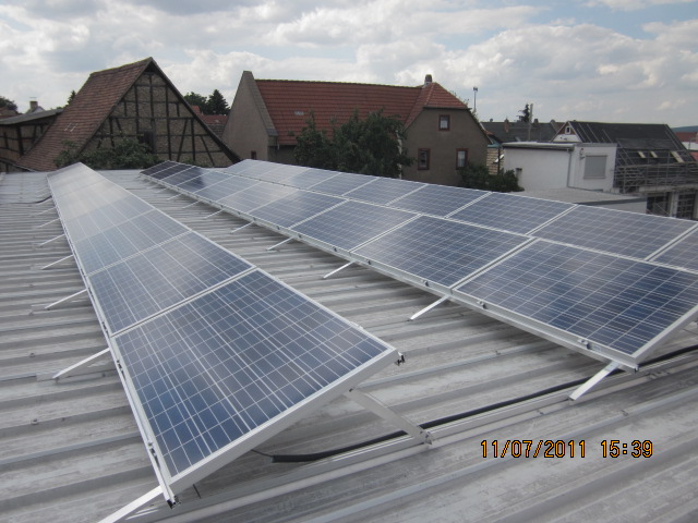 Photovoltaikanlage mit Q Cells in Weimar Th ringen  maxx solar