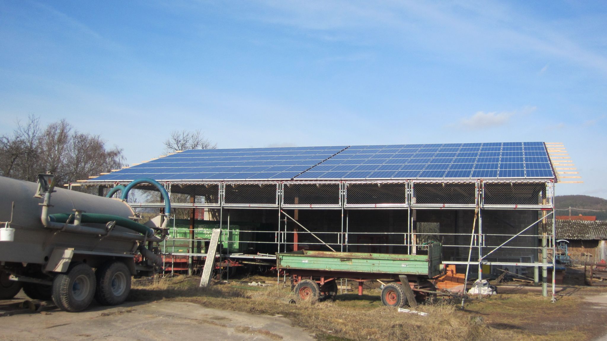 Photovoltaikanlage mit Q Cells Modulen in Eschwege in Hessen  maxx solar